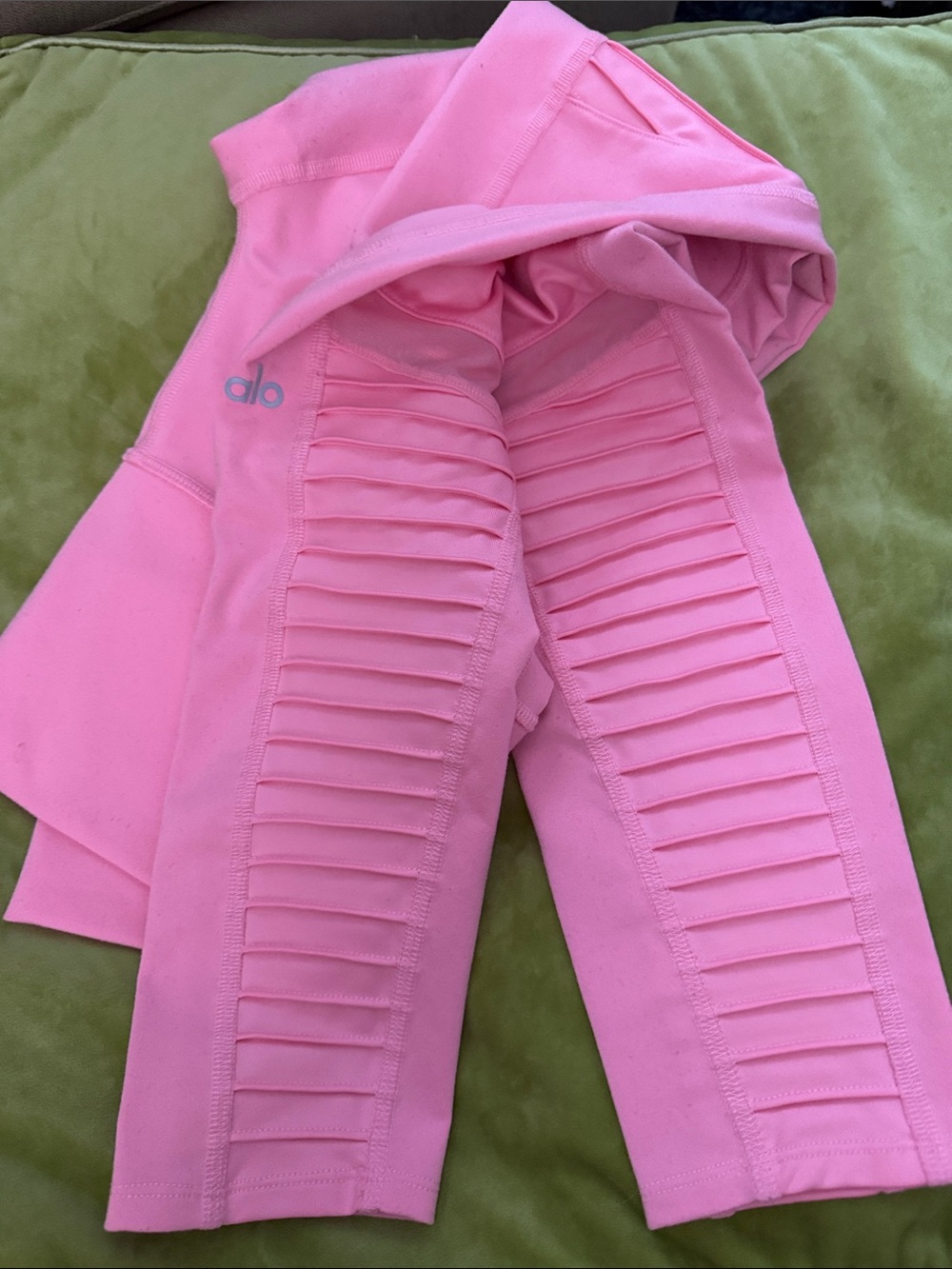 ALO Yoga Pink High-Waist Leggings - Picture 3 of 4
